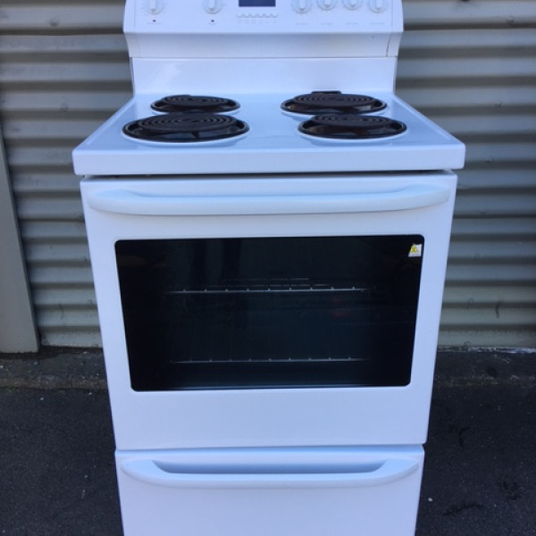 FREE INSTALL & DELIVERY BY STOVES4U FISHER & PAYKEL GREAT RENTAL STOVE