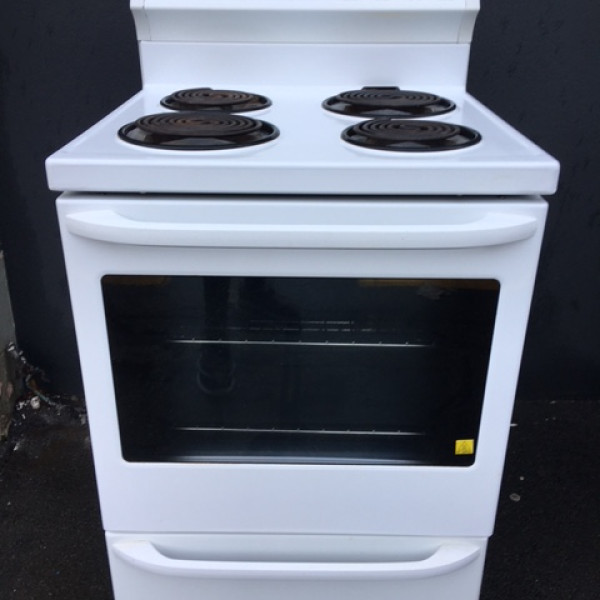 FREE INSTALL & DELIVERY BY STOVES4U LATE MODEL FISHER & PAYKEL