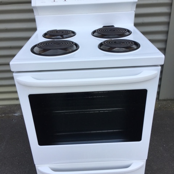 FREE INSTALL & DELIVERY BY STOVES4U - LATE MODEL FISHER & PAYKEL OR61