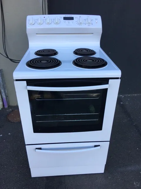 Westinghouse Saturn Fan Bake WLE626WA stove | Stoves4U